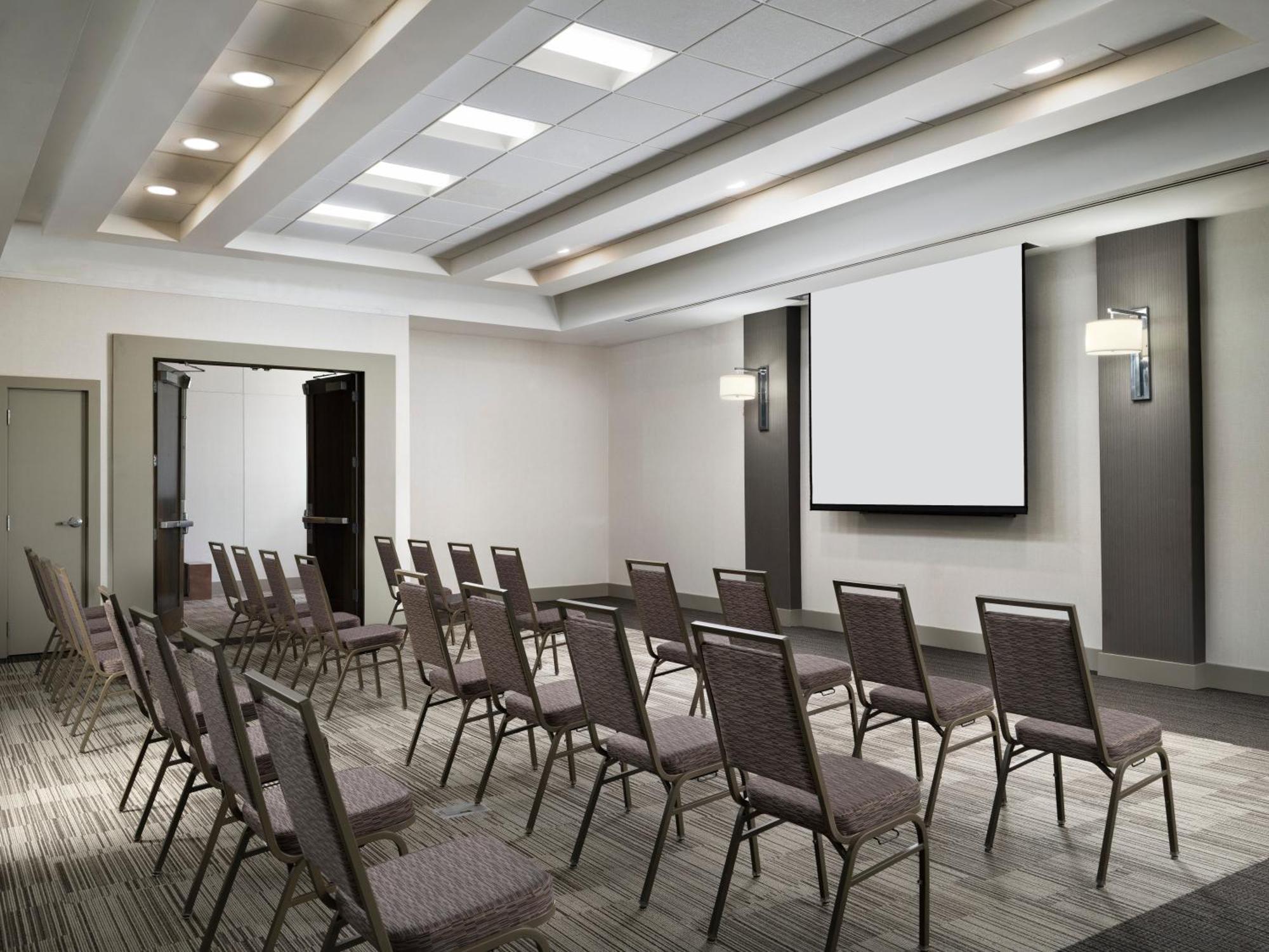 Holiday Inn - Cincinnati - Liberty Way By Ihg Уэст-Честер Экстерьер фото