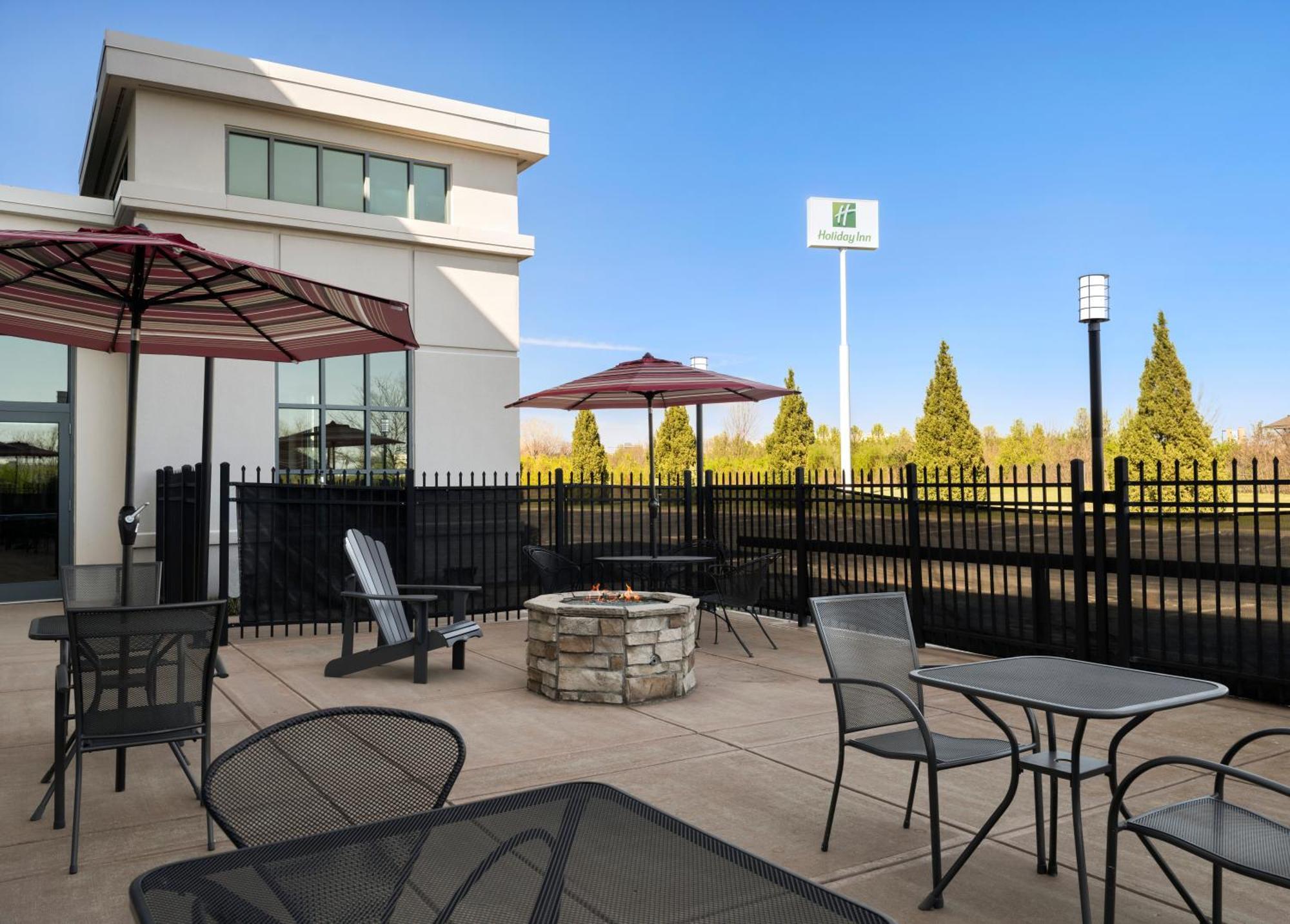 Holiday Inn - Cincinnati - Liberty Way By Ihg Уэст-Честер Экстерьер фото