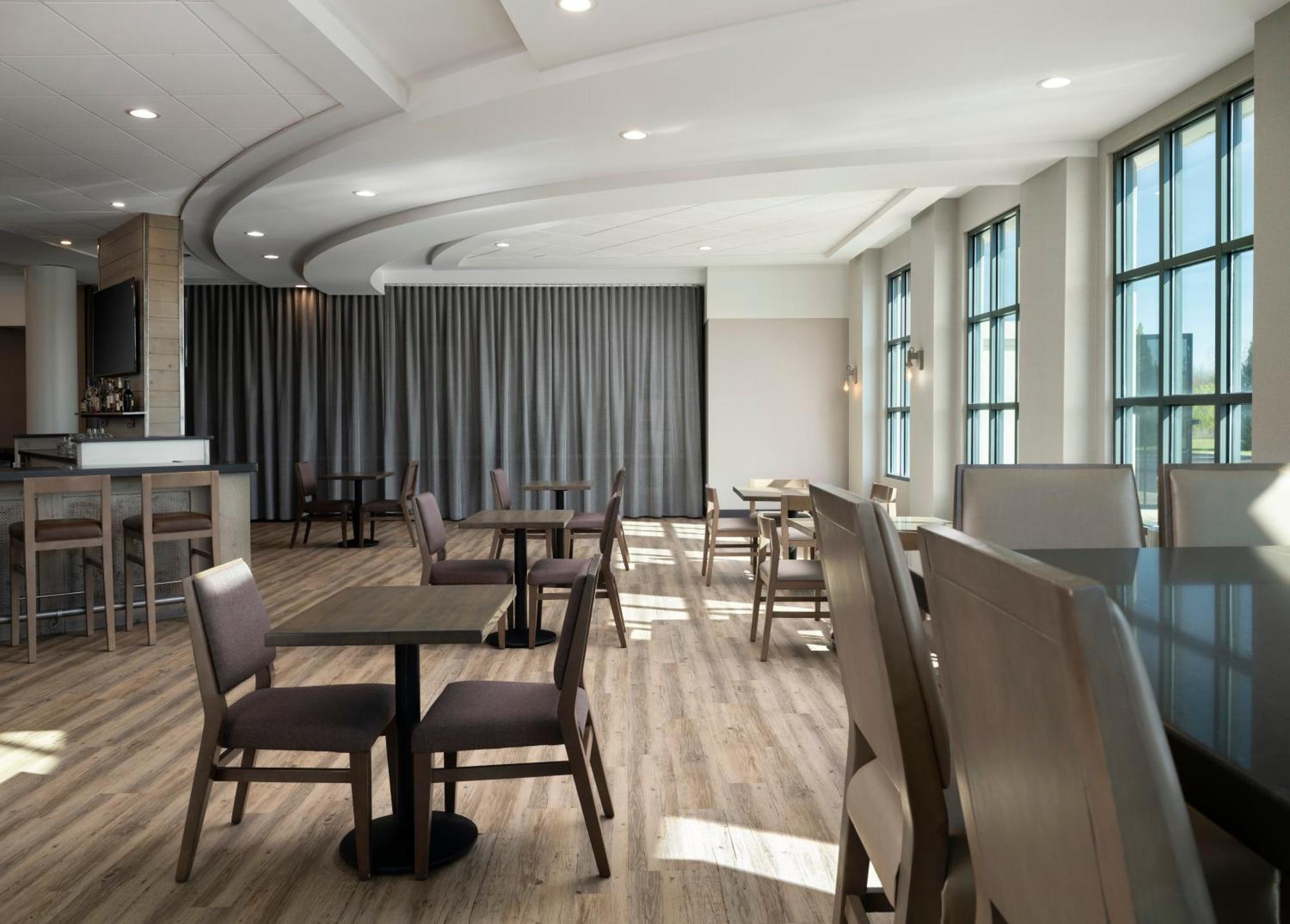 Holiday Inn - Cincinnati - Liberty Way By Ihg Уэст-Честер Экстерьер фото